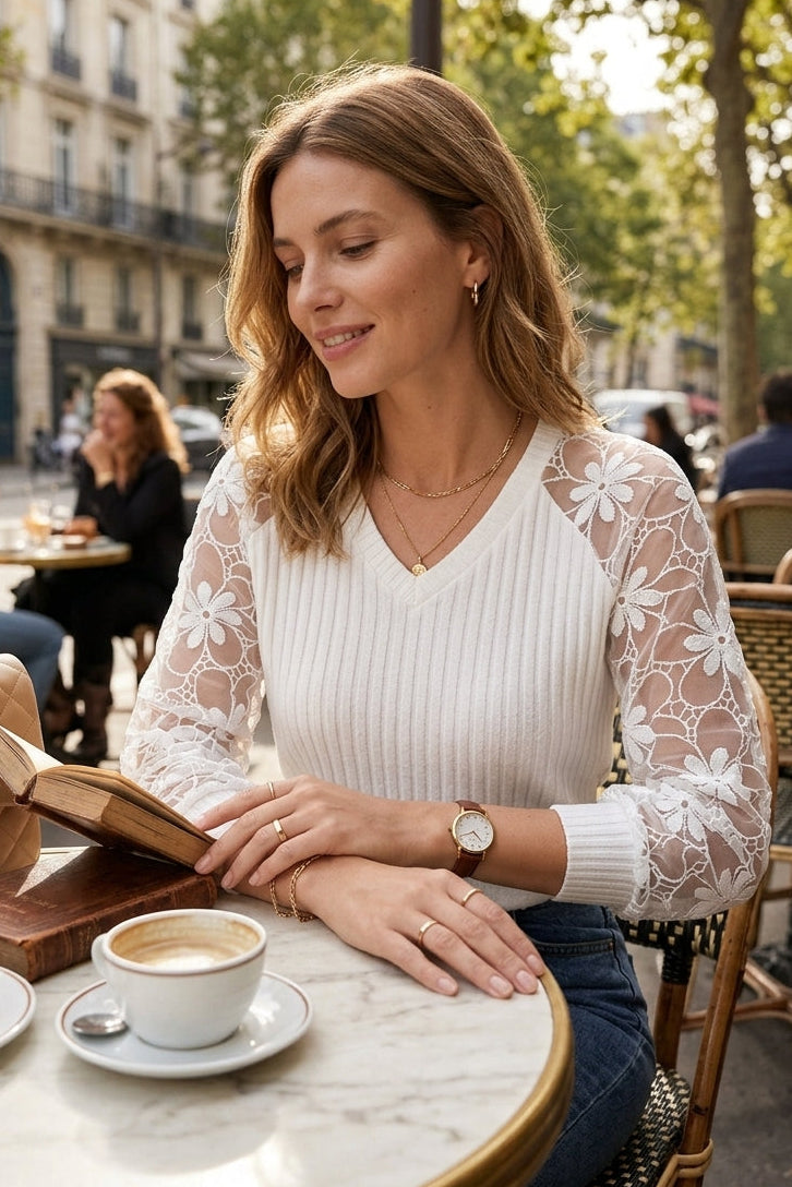 Le Pull-Over à Manches en Dentelle Transparente