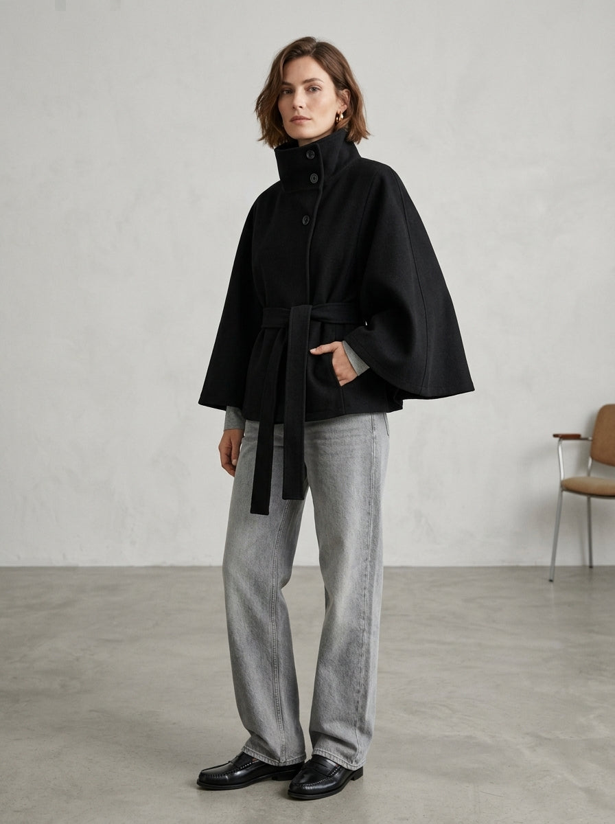 Manteau Ceinturé Col Montant  L'Élégance Enveloppante