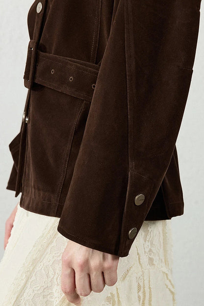La Veste Rétro Safari Ceinturée en Daim Café Foncé