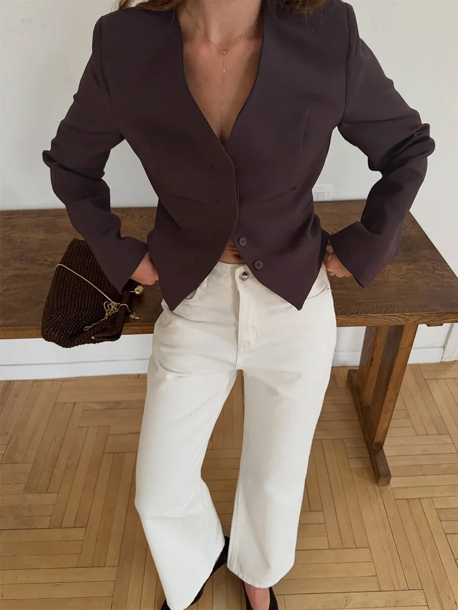 La Veste de Costume Ajustée à Col en V⎮L'Élégance Sur-Mesure