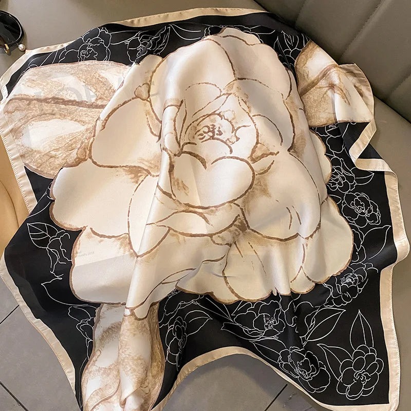 Le Petit Foulard Carré Satiné & Multiusage