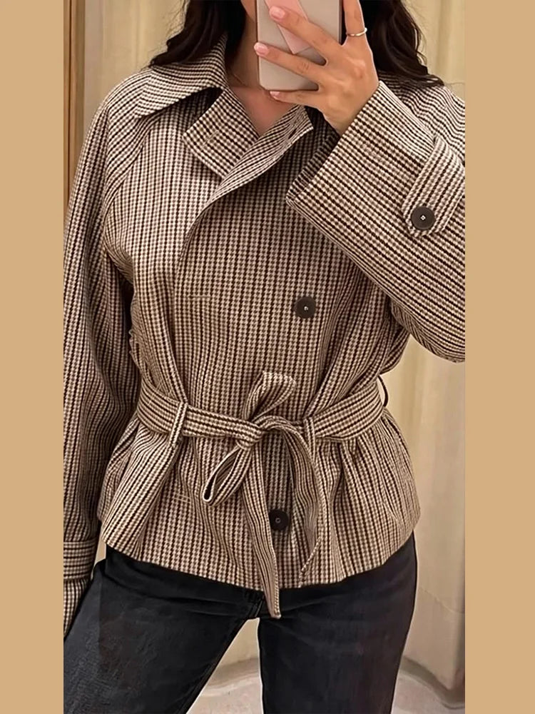 Veste Courte à Carreaux et Ceinture