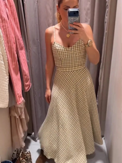 Robe Midi Léna & Romance à Carreaux